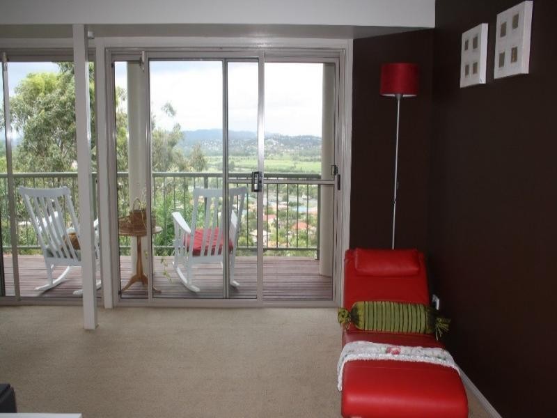 138 Barokee Drive, Tanah Merah QLD 4128