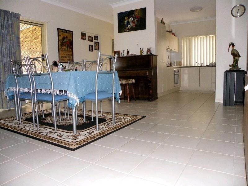 5 Hinterwood Court, Edens Landing QLD 4207