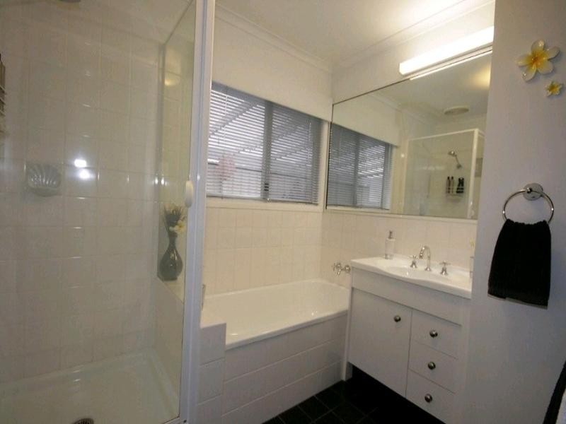 6 Hampton Street, Loganholme QLD 4129