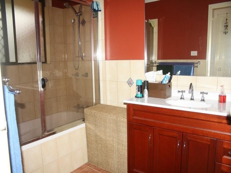 17 Blackthorn Crescent, Shailer Park QLD 4128