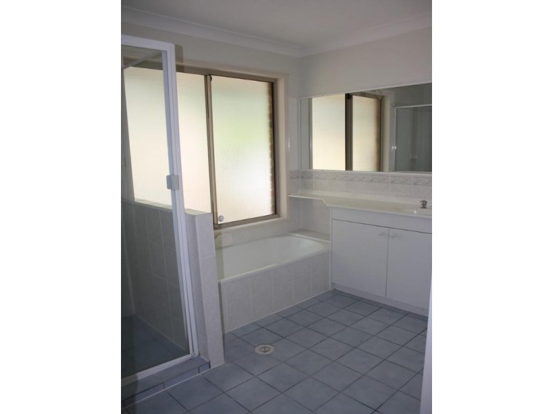 10 Dane Court, Shailer Park QLD 4128