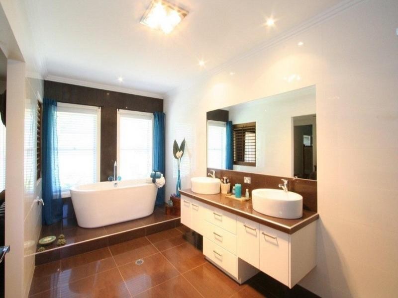 2/104-106 Dennis Road, Springwood QLD 4127