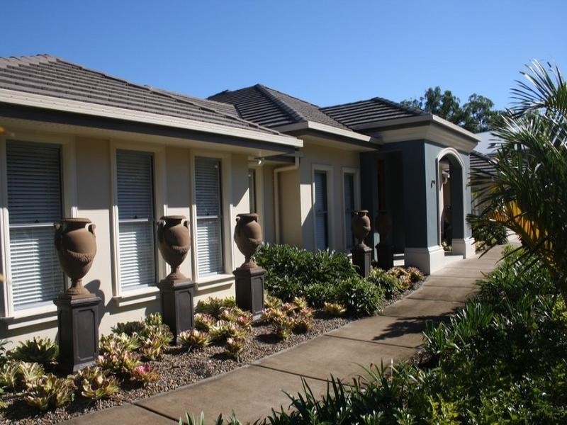2/104-106 Dennis Road, Springwood QLD 4127