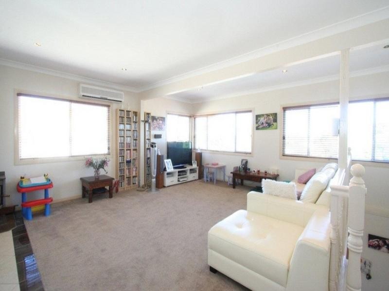 3 Benbow Court, Springwood QLD 4127