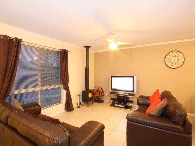 Crestmead QLD 4132