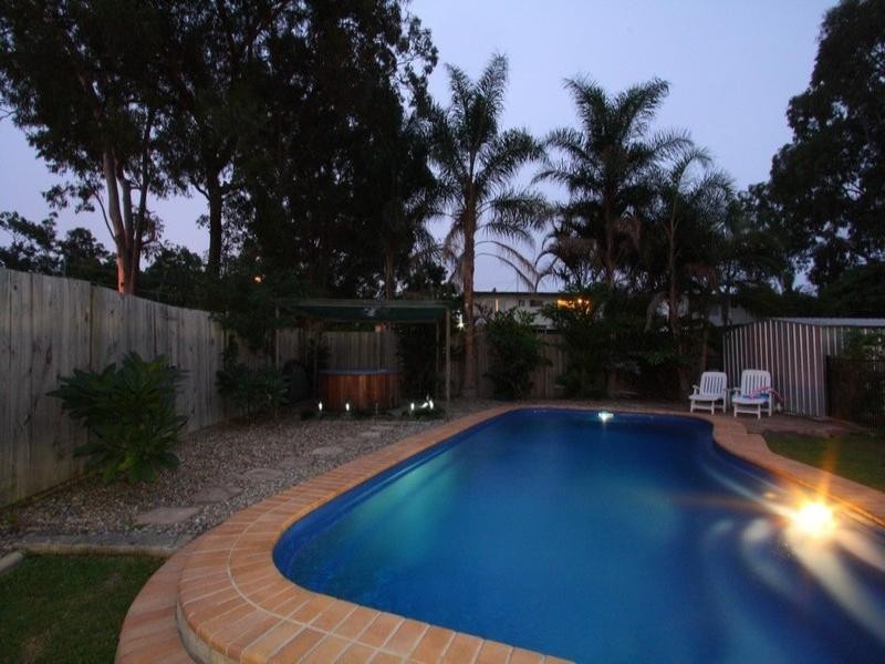 Crestmead QLD 4132