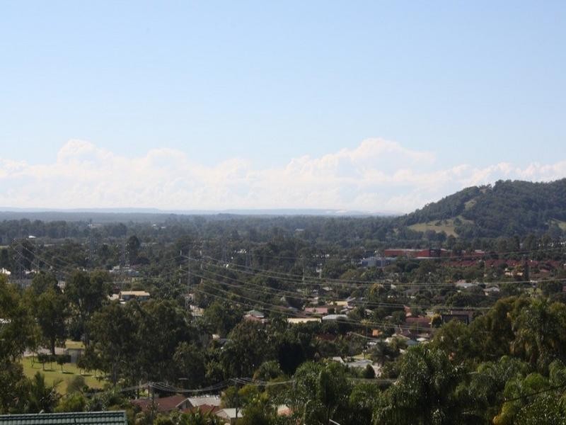 44 Ben Lexcen Court, Mount Warren Park QLD 4207