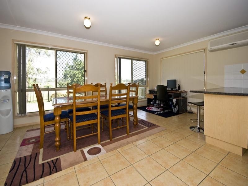 17 Golfgreen Terrace, Meadowbrook QLD 4131