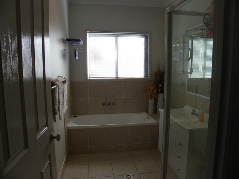 158 Loganlea Road, Loganlea QLD 4131