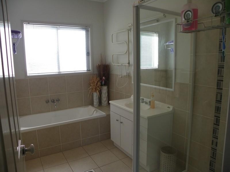 158 Loganlea Road, Loganlea QLD 4131
