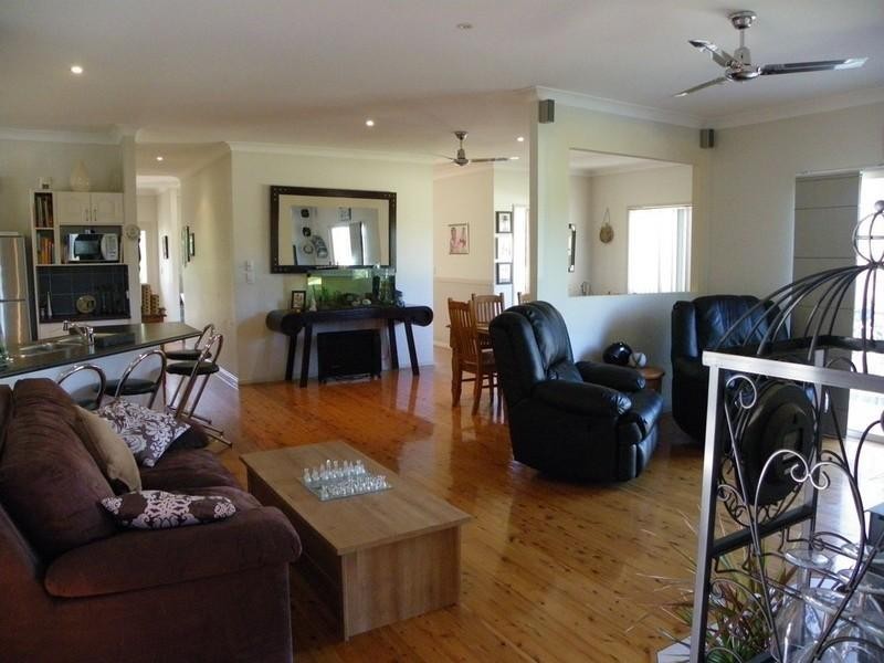 158 Loganlea Road, Loganlea QLD 4131
