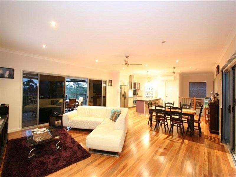 32 Jasmine Crescent, Shailer Park QLD 4128