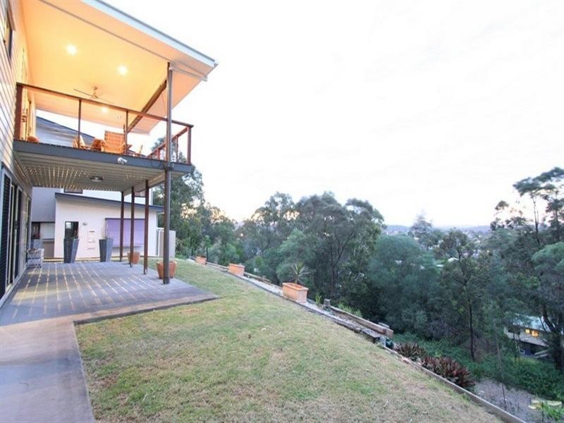 32 Jasmine Crescent, Shailer Park QLD 4128