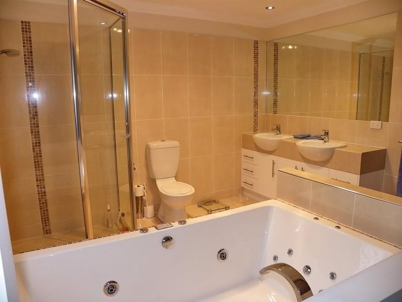 19 Hawkins Street, Springwood QLD 4127