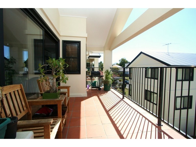 3/18-22 Waratah Avenue, Carina QLD 4152