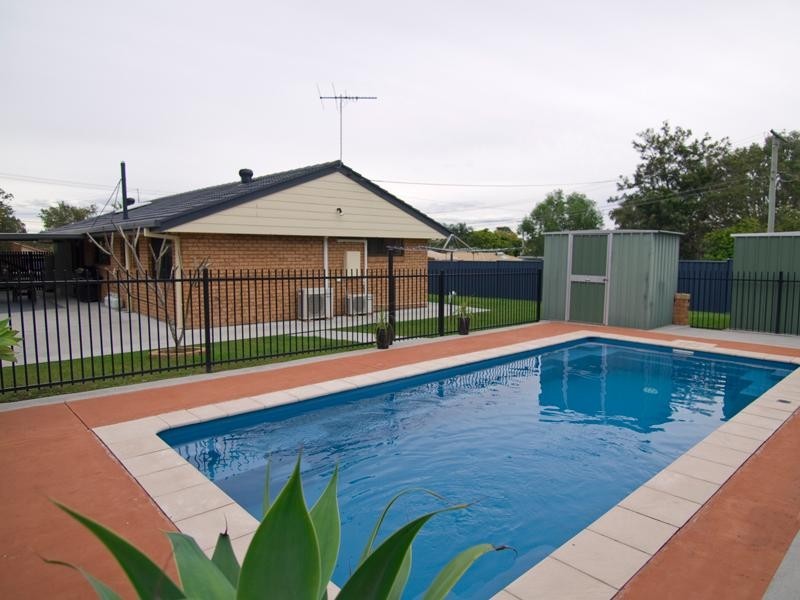 14 Gamenya Drive, Springwood QLD 4127