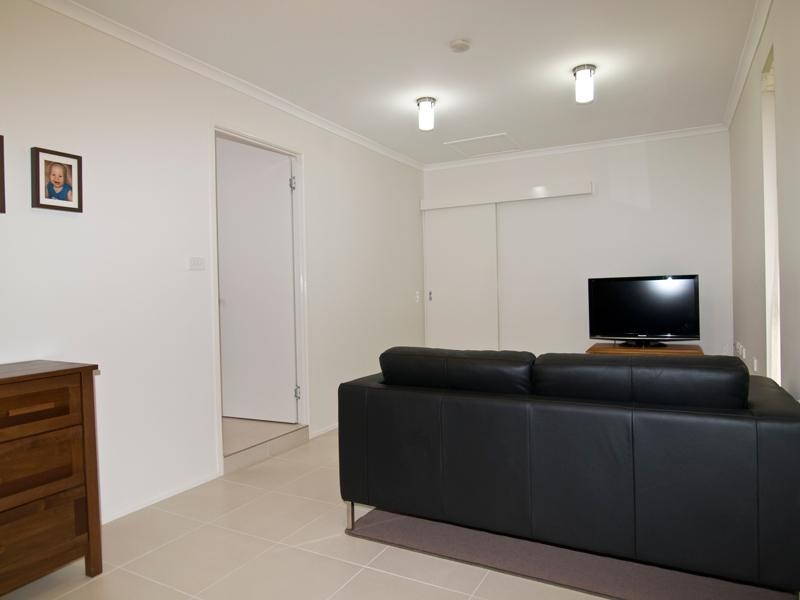 14 Gamenya Drive, Springwood QLD 4127