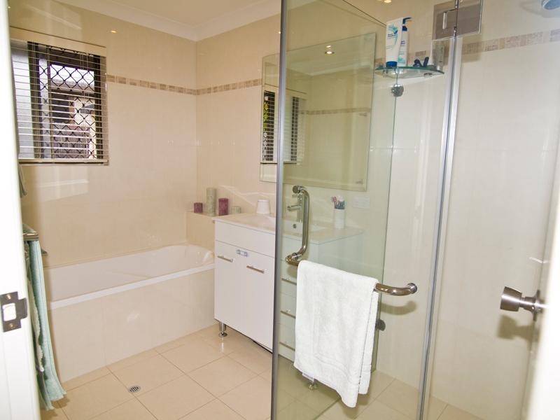 14 Gamenya Drive, Springwood QLD 4127