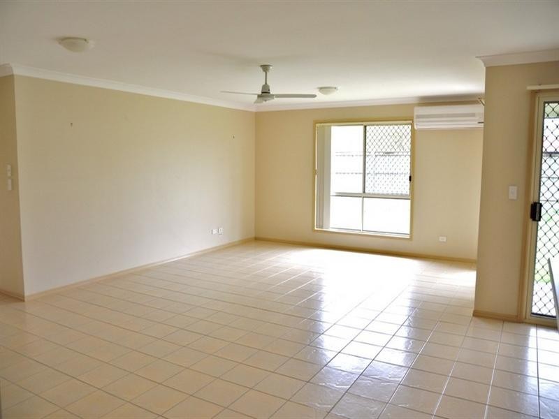 1/18 Ronald Street, Shailer Park QLD 4128