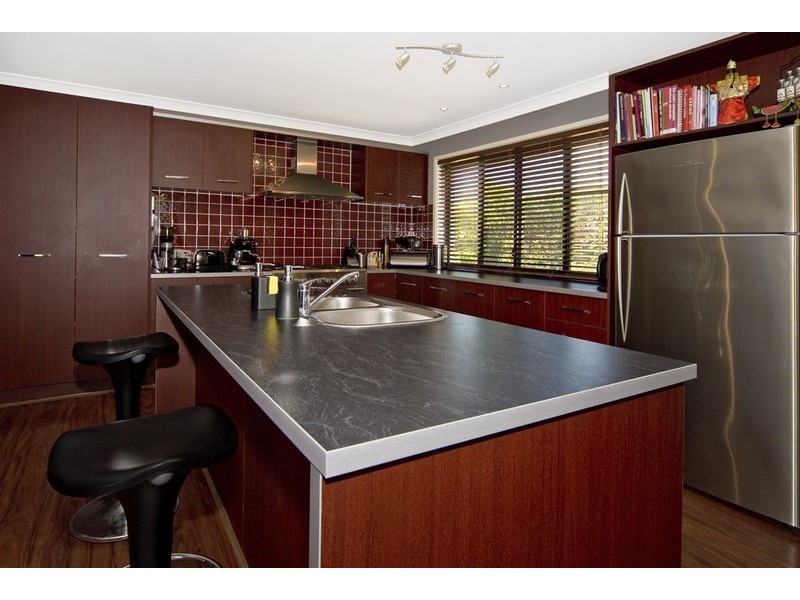 33 Carnarvon Crescent, Waterford QLD 4133