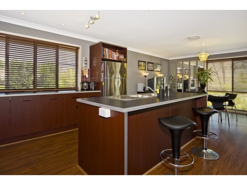 33 Carnarvon Crescent, Waterford QLD 4133