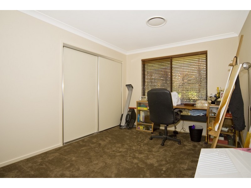 33 Carnarvon Crescent, Waterford QLD 4133