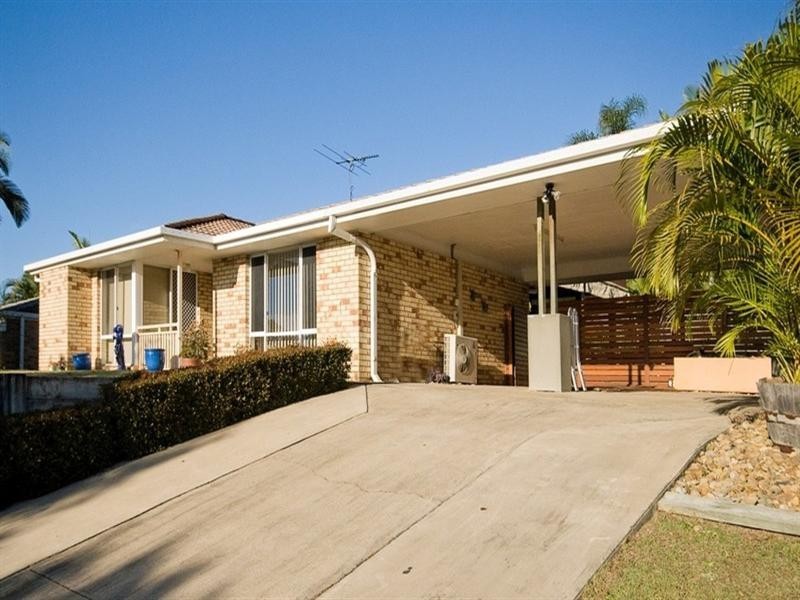 10 Selangor Court, Tanah Merah QLD 4128