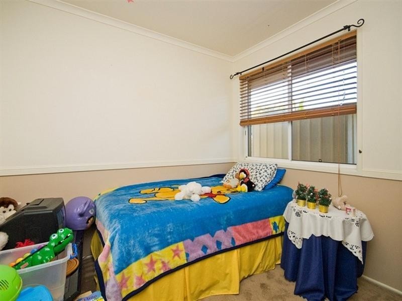 10 Selangor Court, Tanah Merah QLD 4128