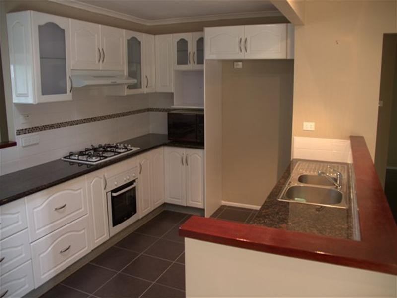 80 Lake Road, Slacks Creek QLD 4127