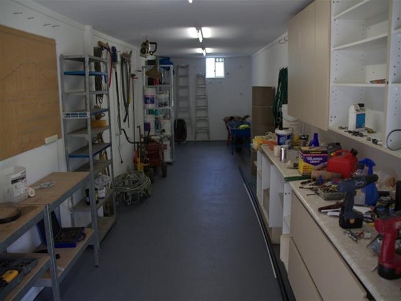 80 Lake Road, Slacks Creek QLD 4127