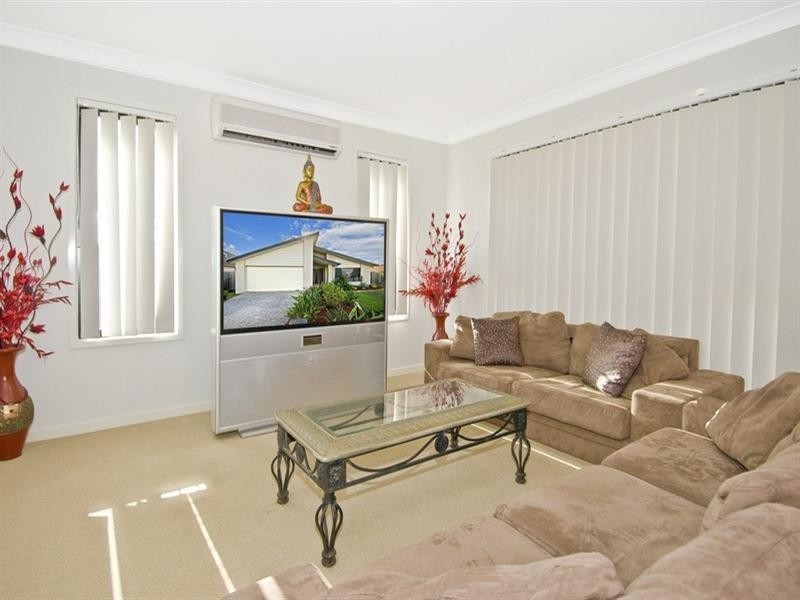 Crestmead QLD 4132