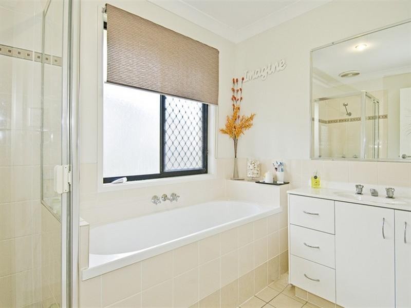 Crestmead QLD 4132