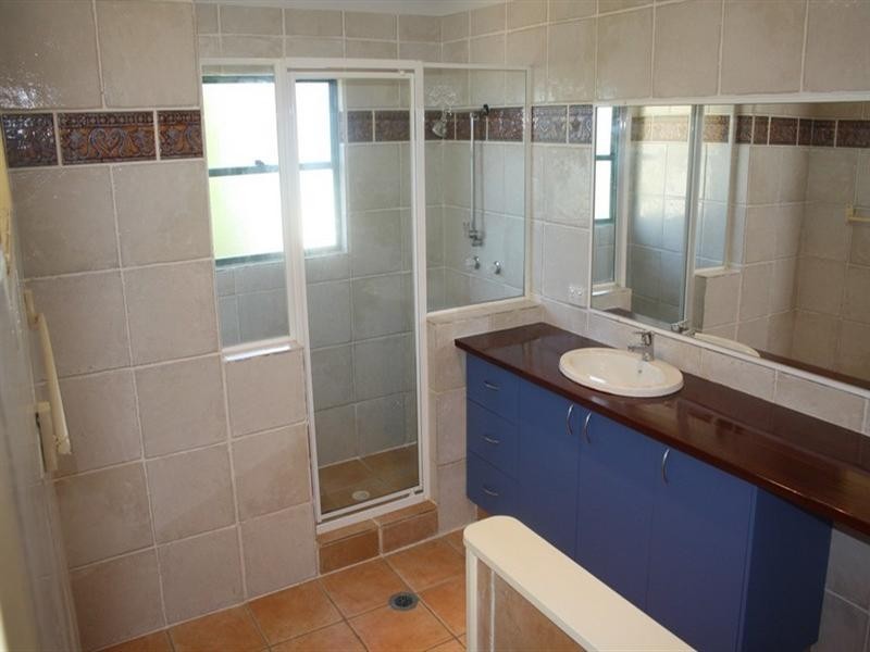 36 Lucy Drive, Edens Landing QLD 4207