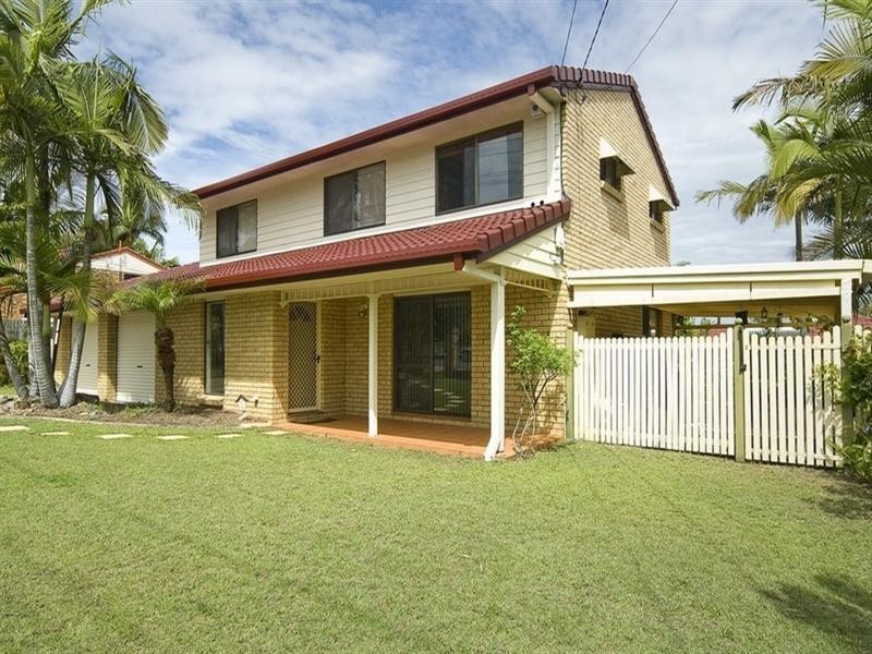 70 Coleman Crescent, Springwood QLD 4127