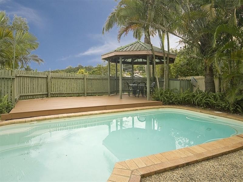 70 Coleman Crescent, Springwood QLD 4127