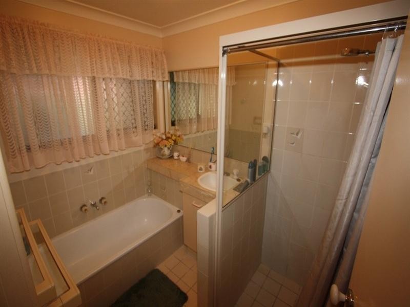 Tanah Merah QLD 4128