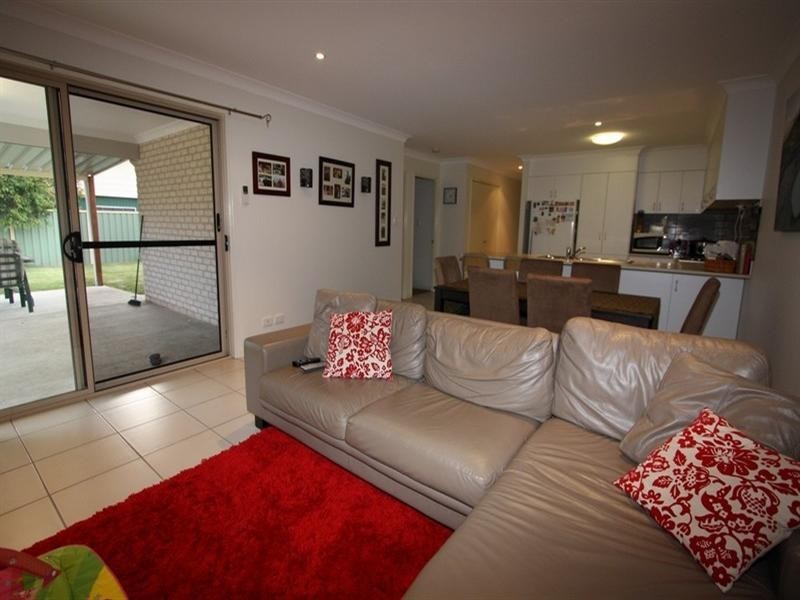 2/15 Sabre Court, Loganholme QLD 4129