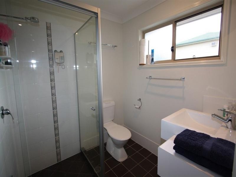 2/15 Sabre Court, Loganholme QLD 4129