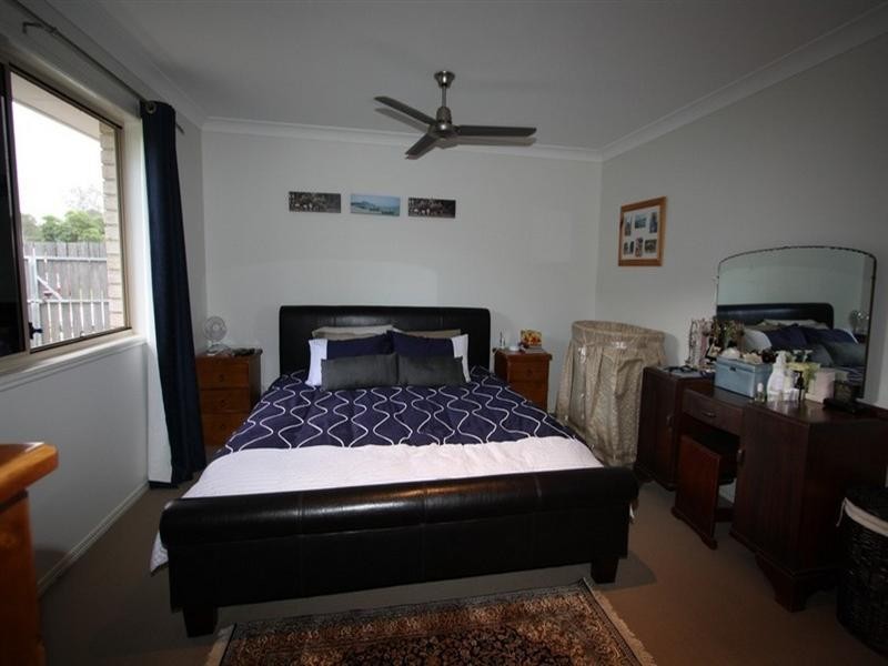 2/15 Sabre Court, Loganholme QLD 4129