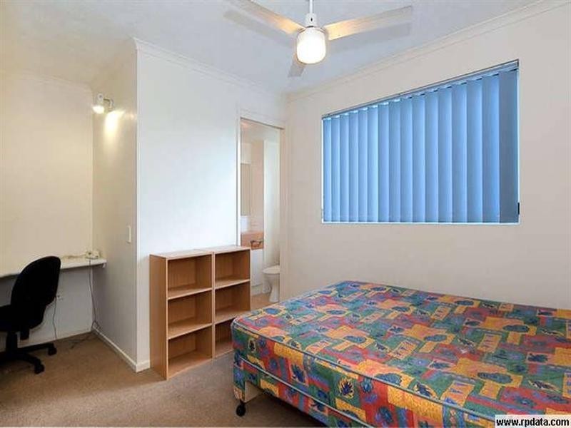 33/44 University Drive, Meadowbrook QLD 4131