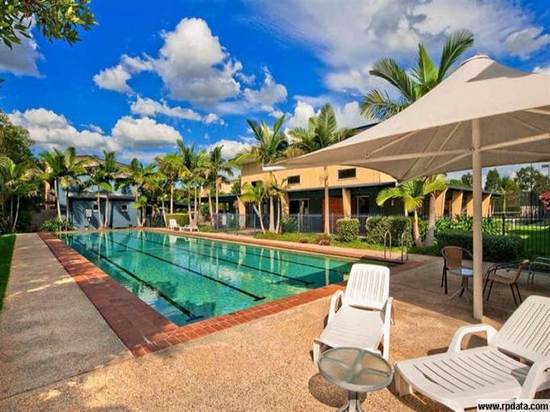 33/44 University Drive, Meadowbrook QLD 4131