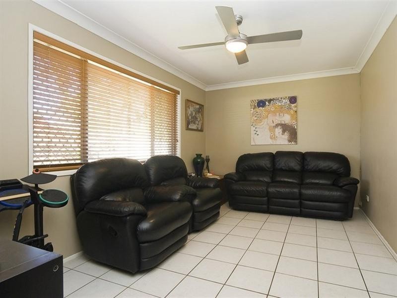 12 Jilbard Drive, Springwood QLD 4127