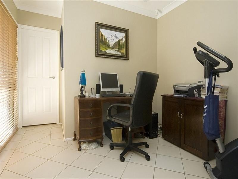 12 Jilbard Drive, Springwood QLD 4127