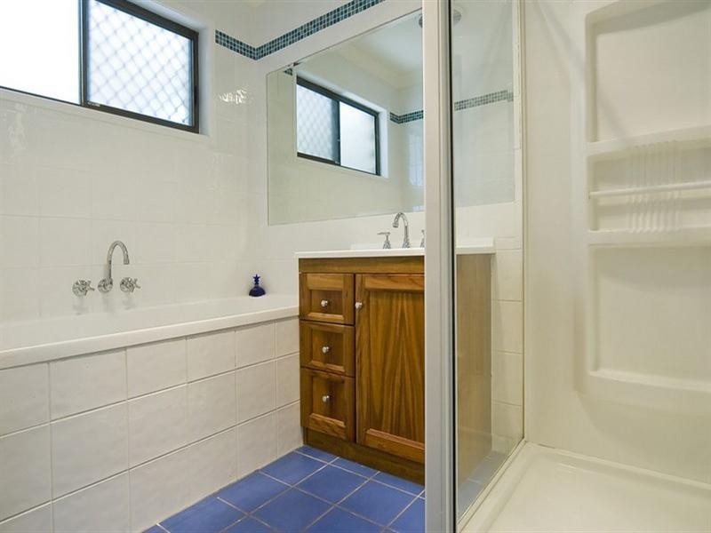 12 Jilbard Drive, Springwood QLD 4127