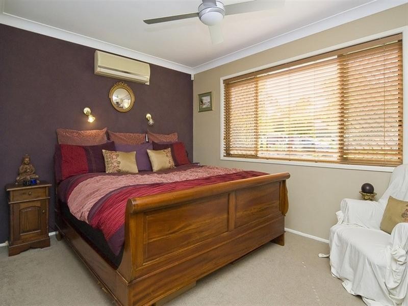 12 Jilbard Drive, Springwood QLD 4127