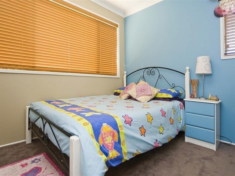 12 Jilbard Drive, Springwood QLD 4127