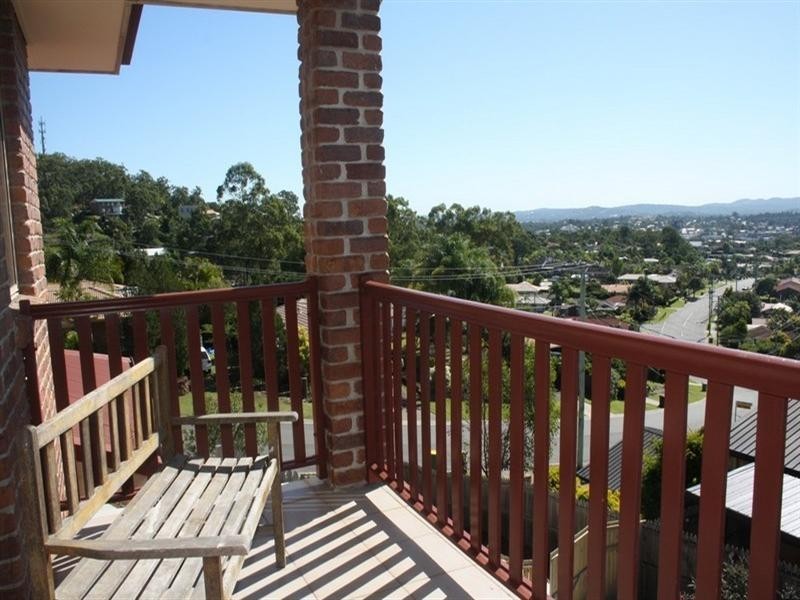 44 Ben Lexcen Court, Mount Warren Park QLD 4207