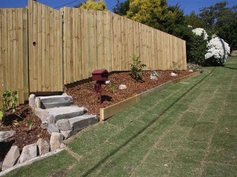44 Ben Lexcen Court, Mount Warren Park QLD 4207