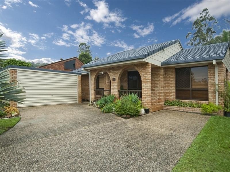 23 Petringa Crescent, Springwood QLD 4127