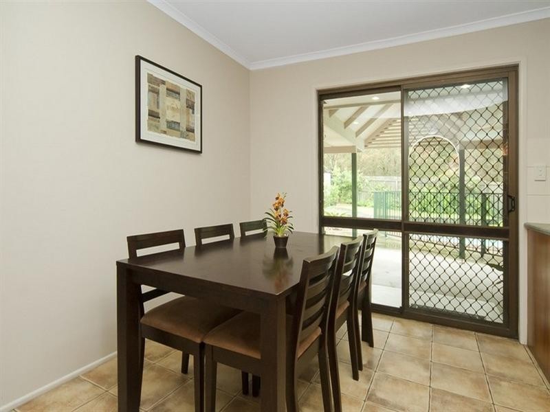 23 Petringa Crescent, Springwood QLD 4127